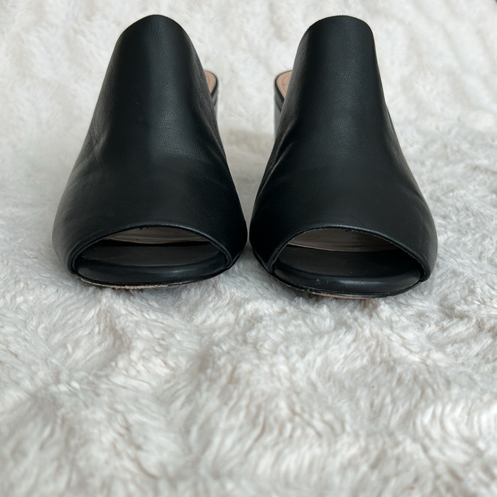 Charles David Leather Sandal - Picture 6 of 7